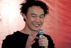 陈奕迅爆料于梓贝视频在线观看,与于梓贝的幕后故事，视频在线观看