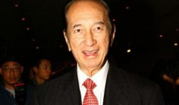 何鸿燊爆料记者视频,揭秘记者视频背后的惊人真相